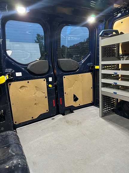 Ford Transit Custom 20 of 30