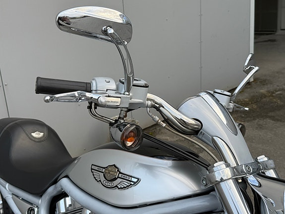 Harley-Davidson V-rod 2003 Anniversary edition | God stand | Nylig service 10 of 22