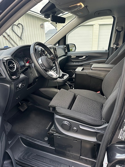 Mercedes-Benz Vito 119 21 of 30