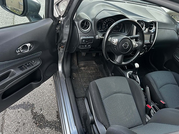 Nissan Note 8 of 11