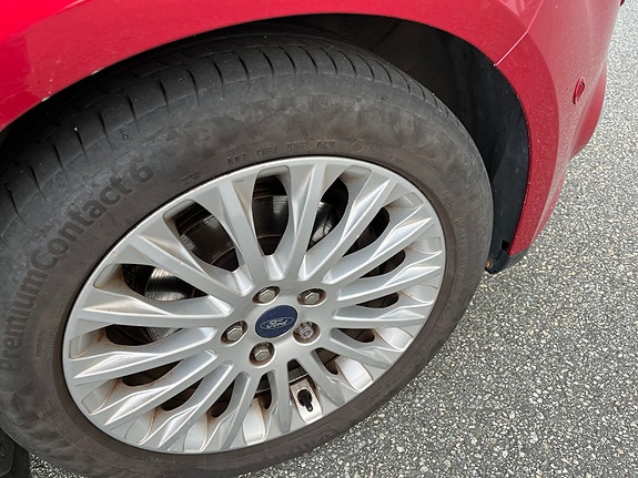 Ford Focus 9 of 13