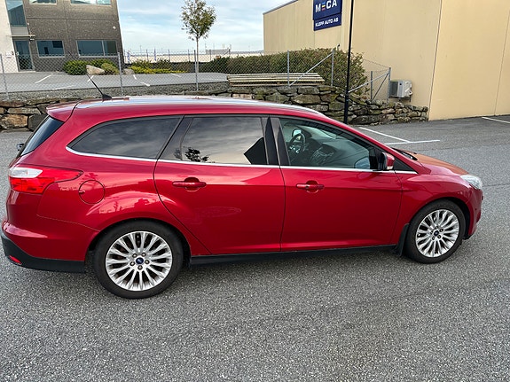 Ford Focus 3 of 13