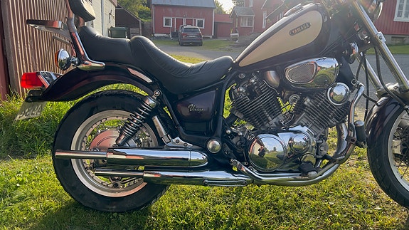 Yamaha XV 750 Virago 8 of 19