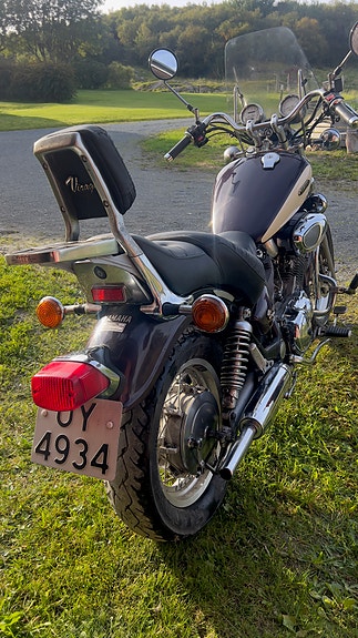 Yamaha XV 750 Virago 10 of 19