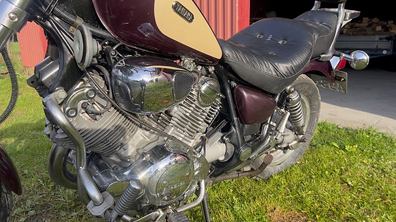 Yamaha XV 750 Virago 13 of 19