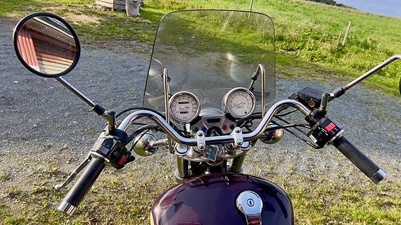 Yamaha XV 750 Virago 12 of 19