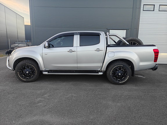 Isuzu D-max 3 of 13