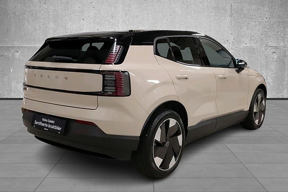 Volvo EX30 5 of 30