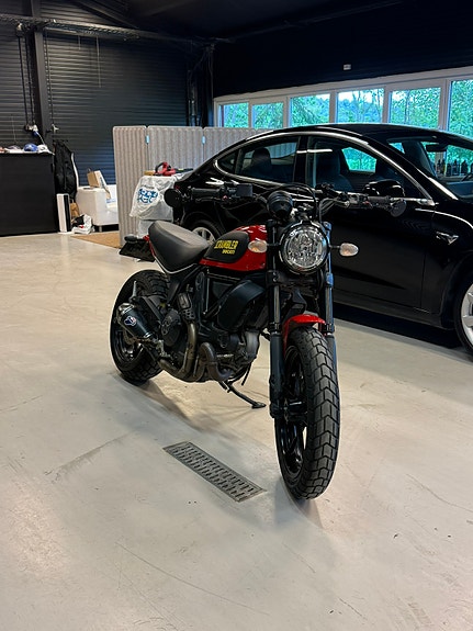Ducati Scrambler Full Throttle A2 2 of 9