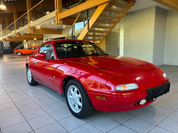 Mazda MX-5 8 of 25