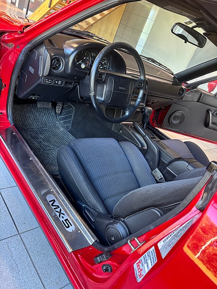 Mazda MX-5 16 of 25