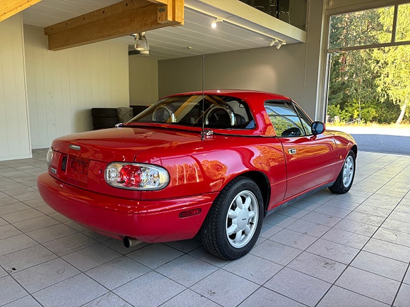 Mazda MX-5 7 of 25
