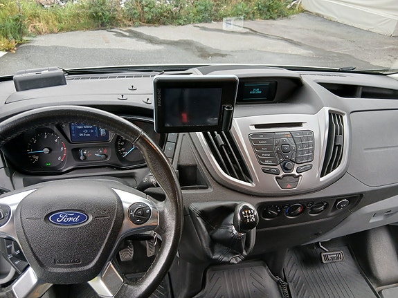 Ford Transit 15 of 30