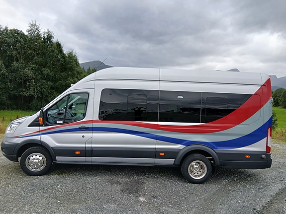 Ford Transit 11 of 30