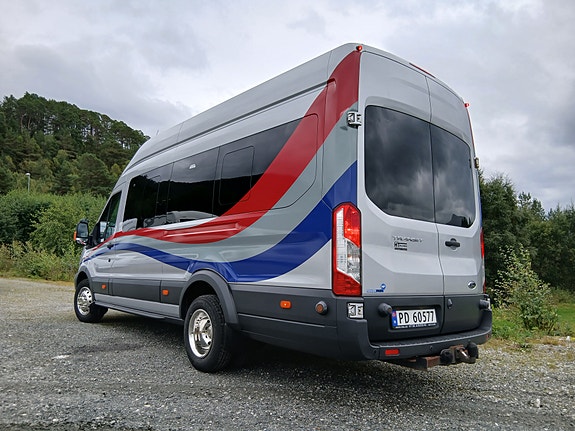 Ford Transit 12 of 30