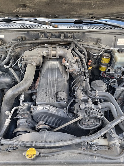 Toyota Land Cruiser 8 of 9