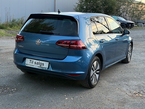 Volkswagen e-Golf VII 6 of 27