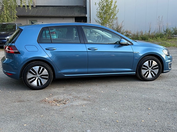 Volkswagen e-Golf VII 7 of 27