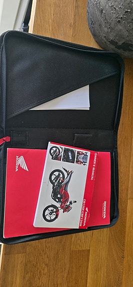 Honda CB 125F 8 of 9