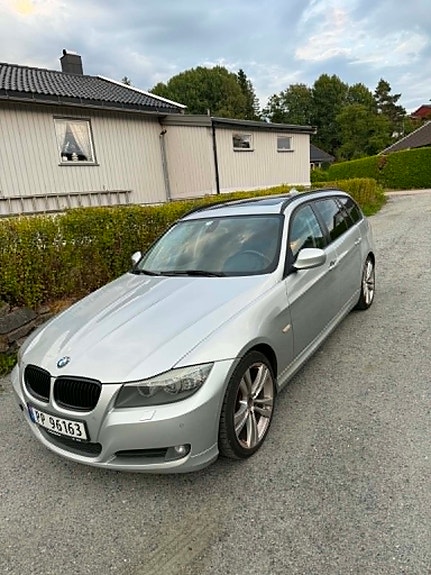 BMW 318i 14 of 30