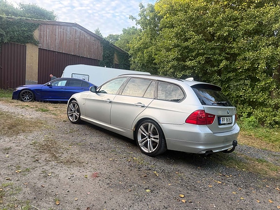 BMW 318i 25 of 30