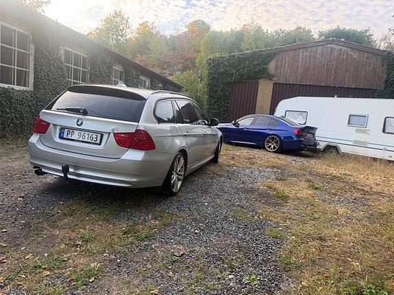 BMW 318i 30 of 30