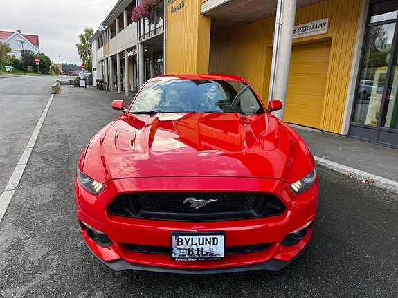 Ford Mustang 5 of 30