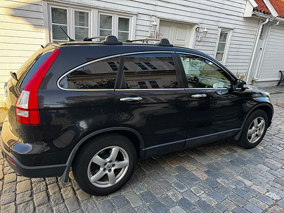 Honda CR-V 3 of 13