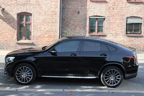 Mercedes-Benz GLC350 e 2 of 19