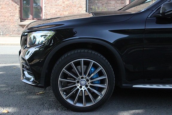 Mercedes-Benz GLC350 e 3 of 19