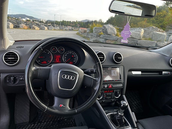 Audi A3 8 of 18