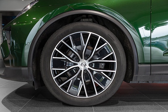 Porsche Macan 11 of 30