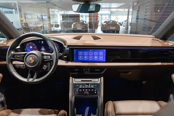 Porsche Macan 23 of 30