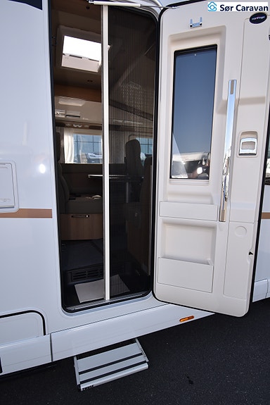Carthago C2-tourer I 148 RB-QB "L" comfort 4.2t (MB) Messepris 17 of 30