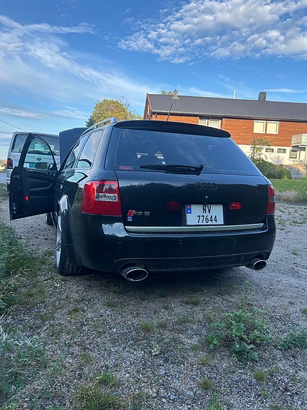 Audi RS6 3 of 30