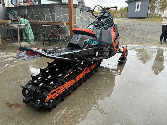 Polaris 850 RMK Khaos Slash 3 of 17