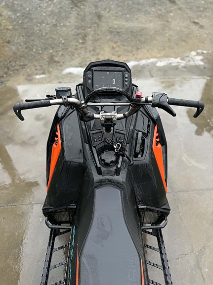 Polaris 850 RMK Khaos Slash 8 of 17
