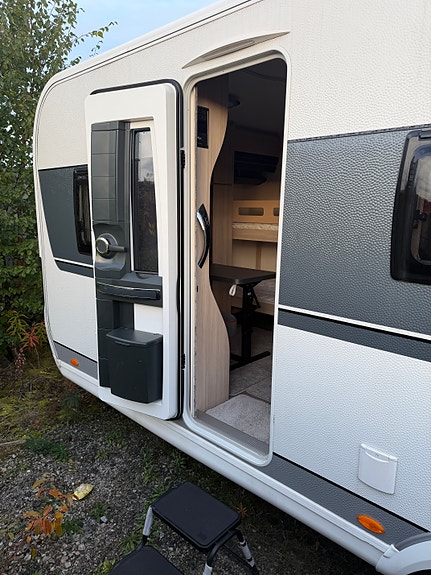 Hobby Hobby 650 KMFE De Luxe Edition 7 of 28