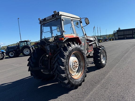 Massey Ferguson 375 13 of 30