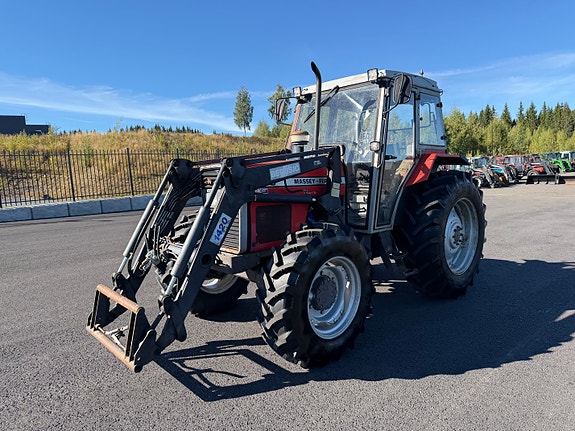 Massey Ferguson 375 2 of 30