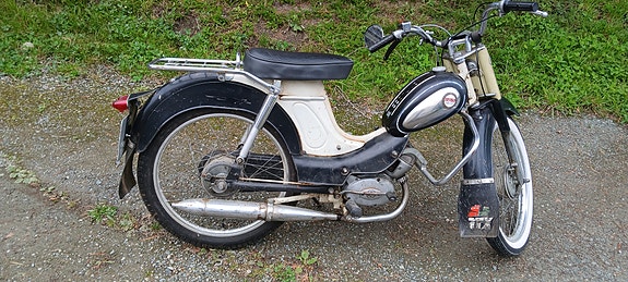 Tempo Corvette 300 2 of 3