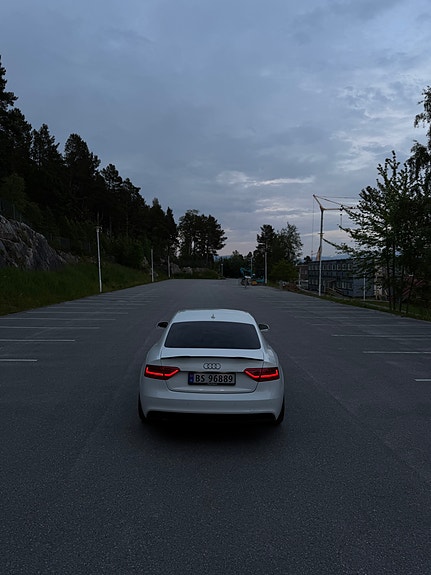 Audi A5 4 of 18