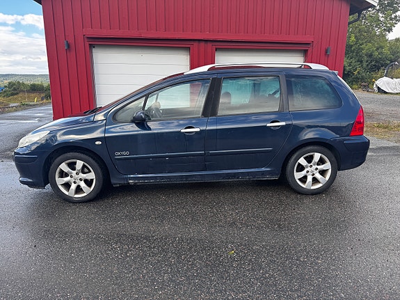 Peugeot 307 SW 8 of 30