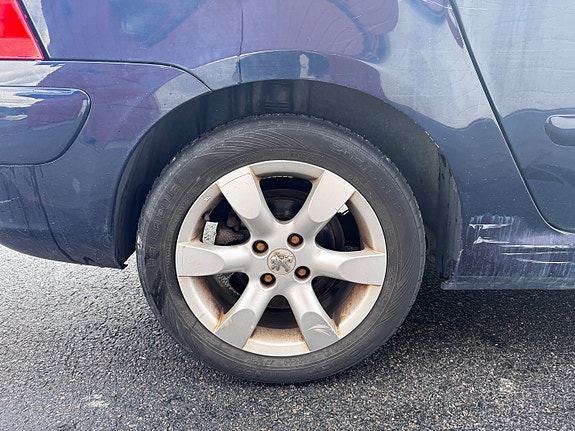 Peugeot 307 SW 11 of 30