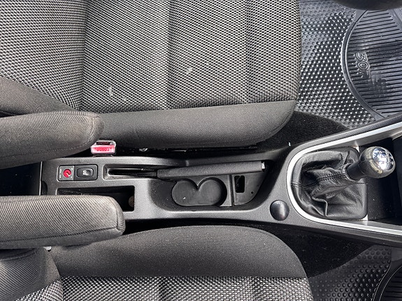 Peugeot 307 SW 19 of 30