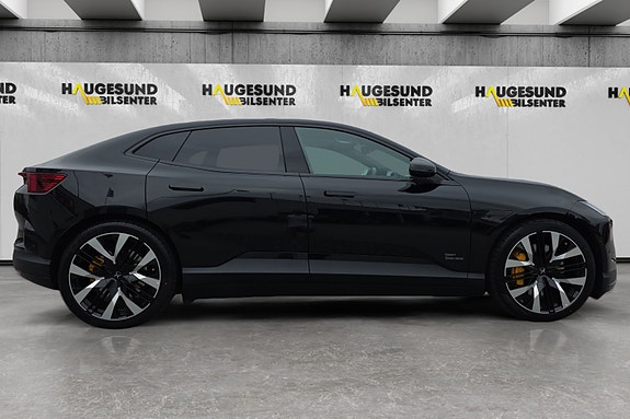 Polestar 4 6 of 22