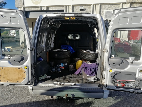 Ford Transit Connect 5 of 13