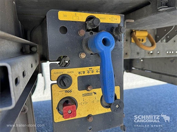 Schmitz Cargobull Reefer Multitemp 15 of 15