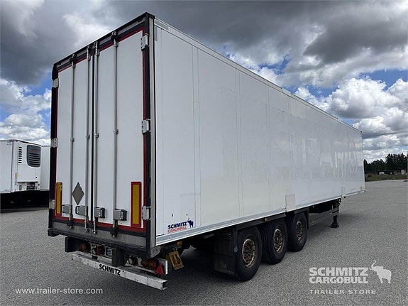 Schmitz Cargobull Reefer Multitemp 2 of 14