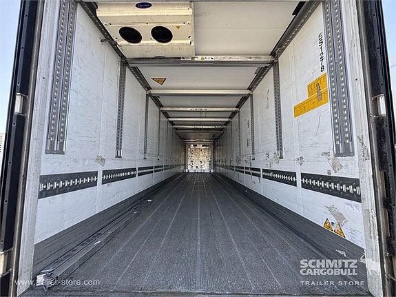 Schmitz Cargobull Reefer Multitemp 3 of 14